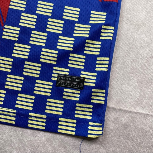 FC Barcelona Jersey Men's XL Training Concept Jersey 21/22 Football Shirt - Picture 4 of 9